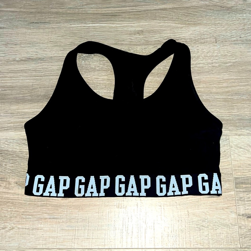 Gap sports bra